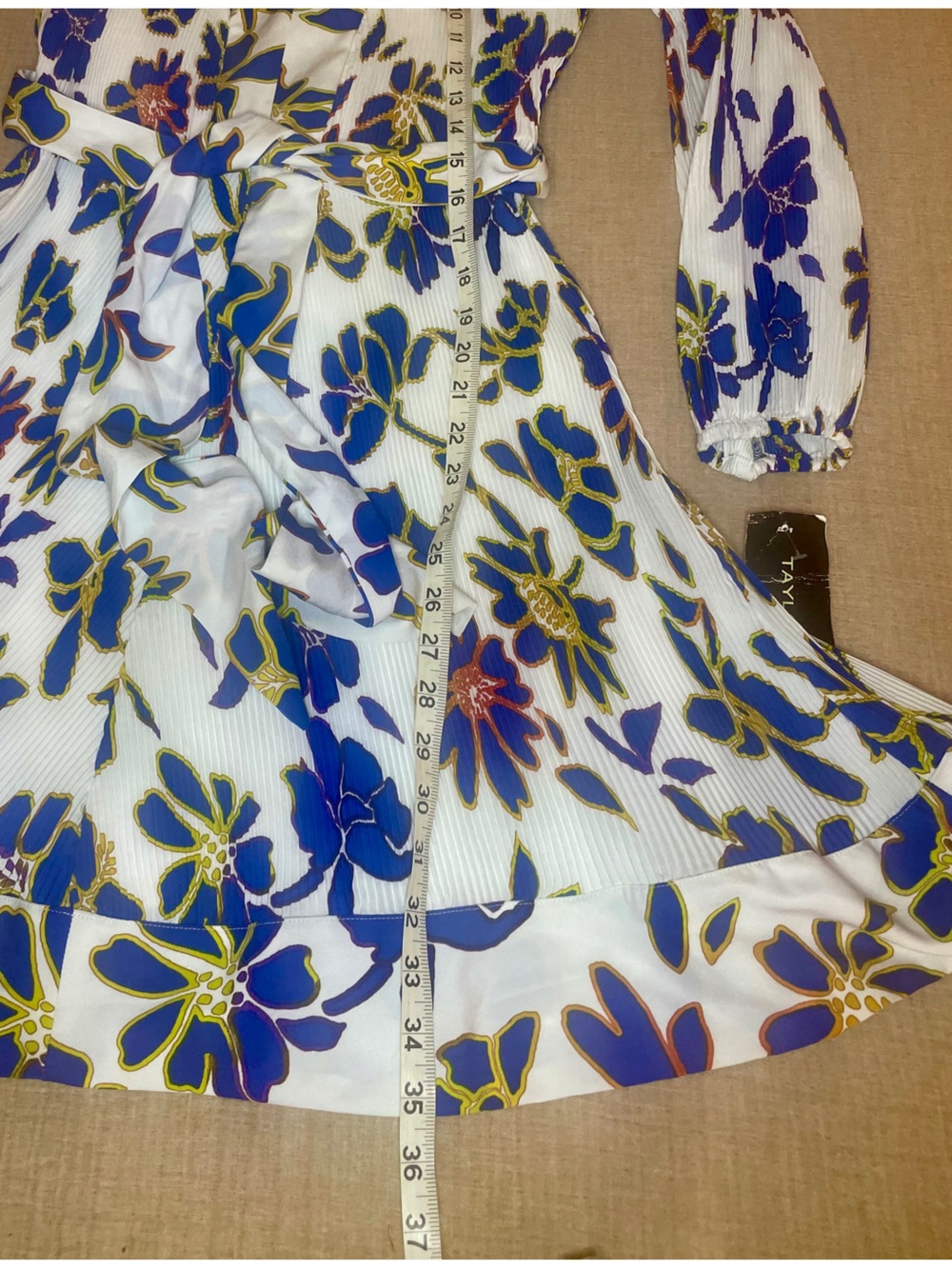 Taylor Floral Mini Dress S White Sapphire V‎ Neck Flare Party Dress - Picture 7 of 10